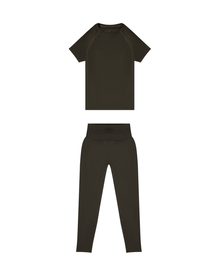Mo Body Two Piece Set
